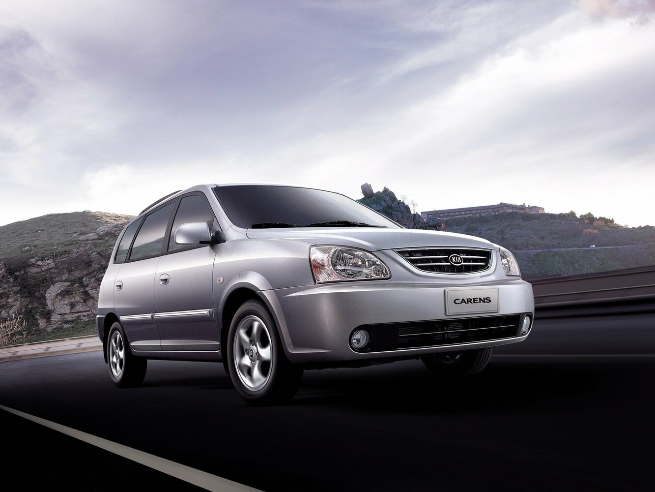Kia Carens — I (RS) Рестайлинг (2002–2006)