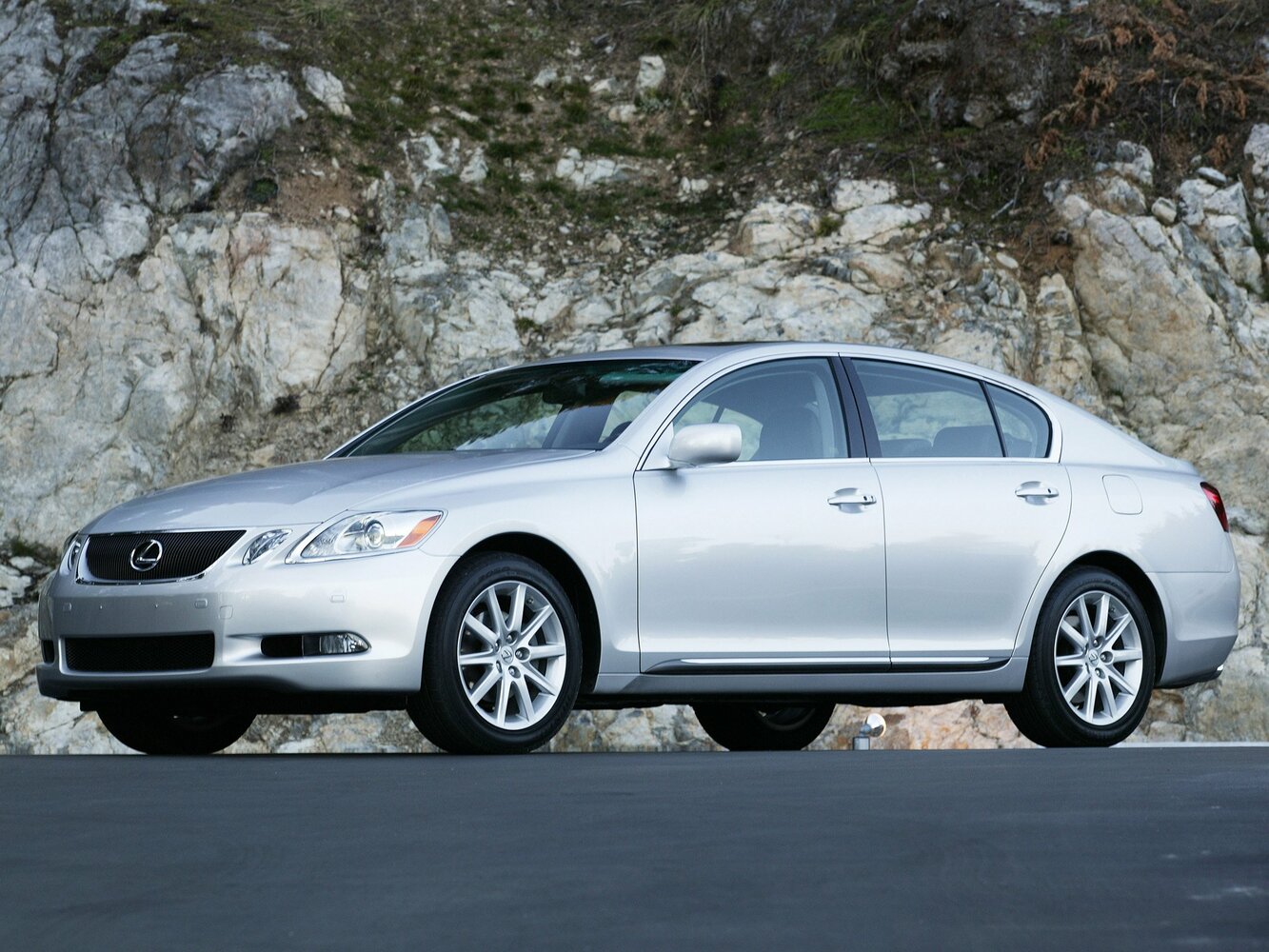 Lexus GS — III поколение (2004–2006)