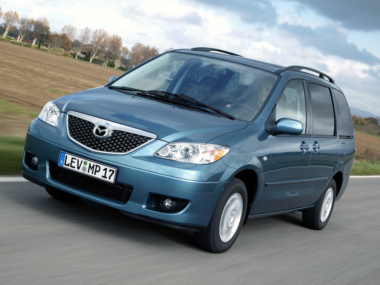 Mazda MPV — II (LW) Рестайлинг (2003–2006)