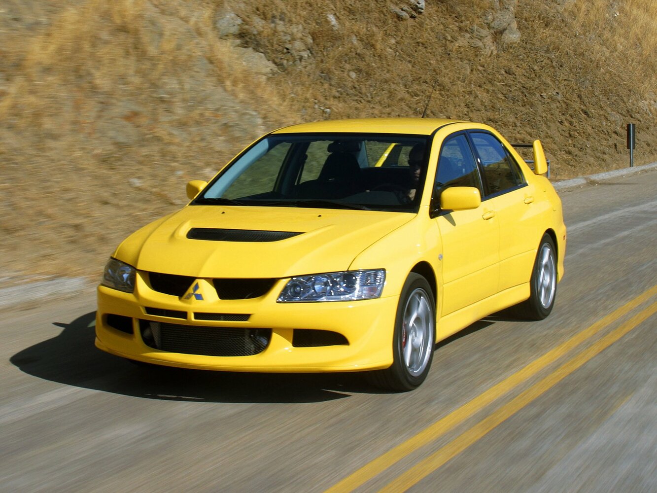 Mitsubishi Lancer Evolution — VIII поколение (2003–2005)