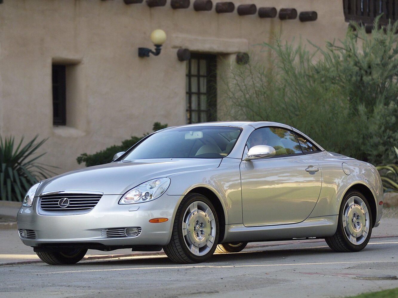 Lexus SC — II поколение (2001–2004)