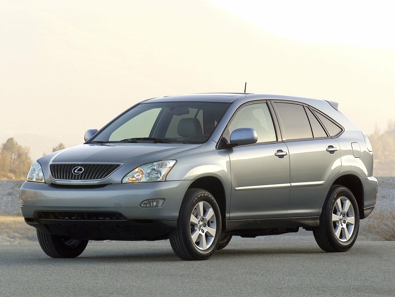 Lexus RX — II поколение (2003–2005)