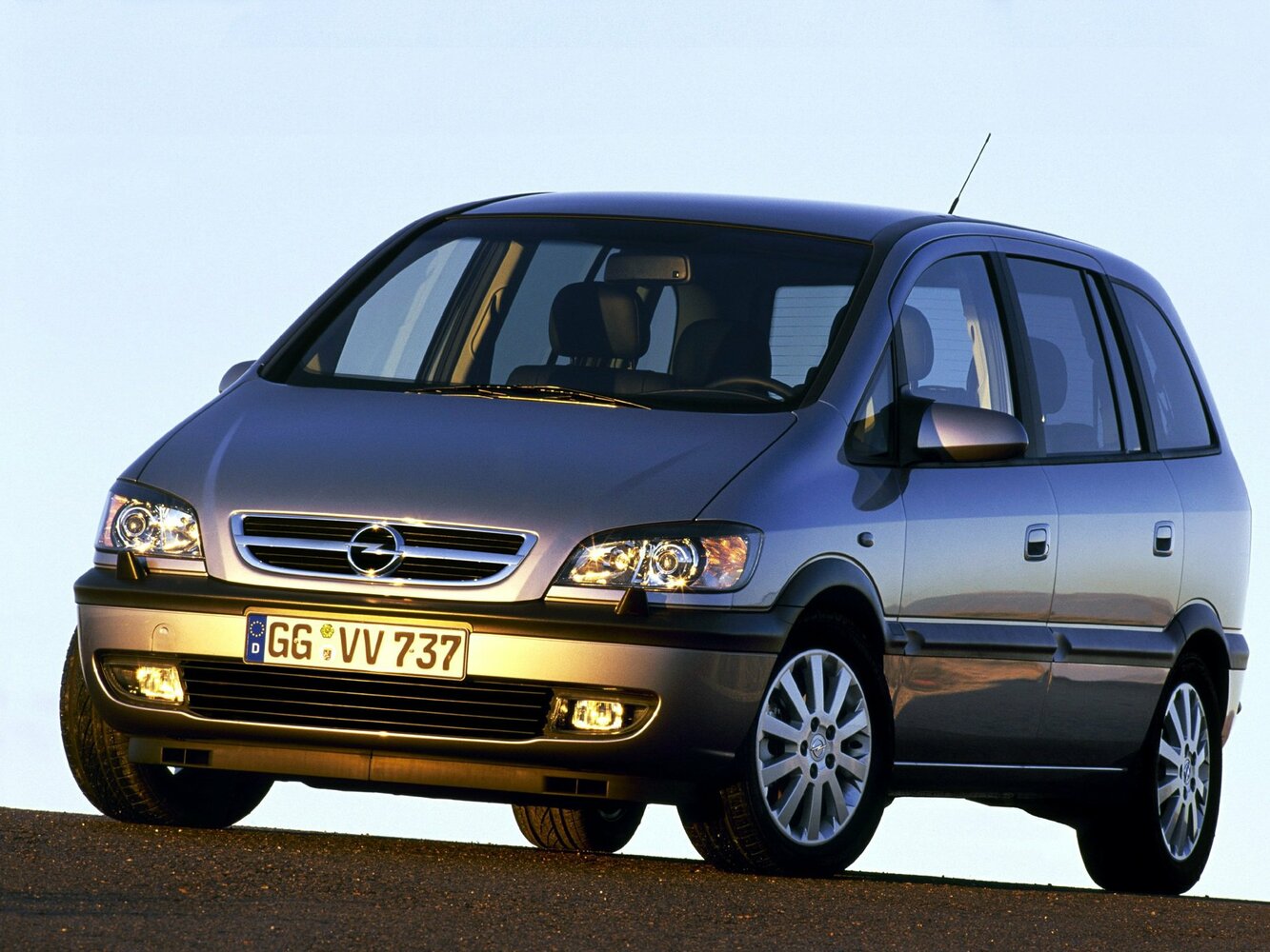 Opel Zafira — A Рестайлинг (2003–2006)