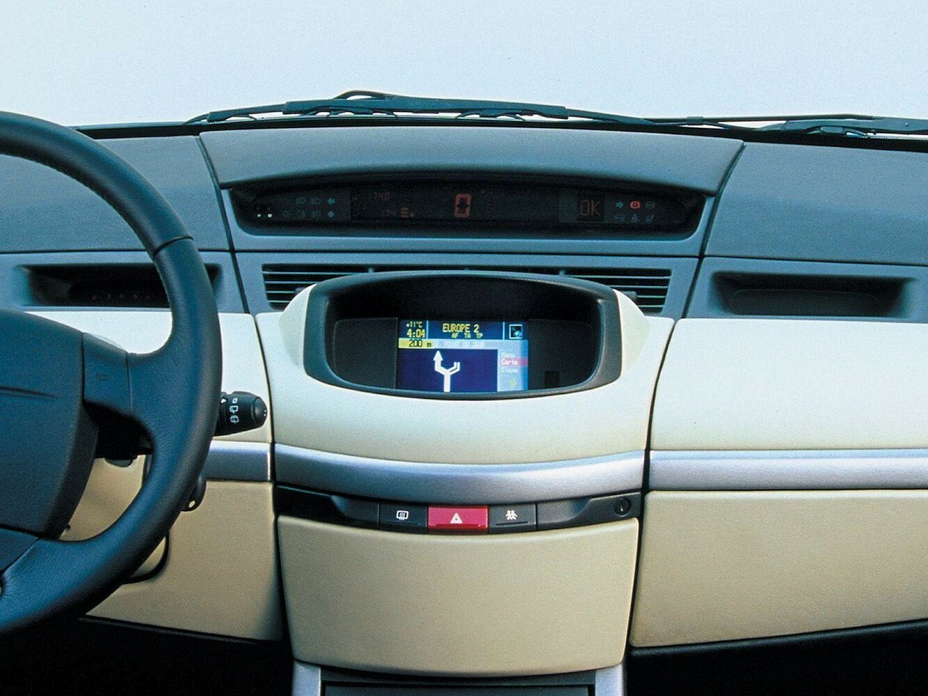Renault Avantime — справочные фотографии комплектации, Интерьер 1