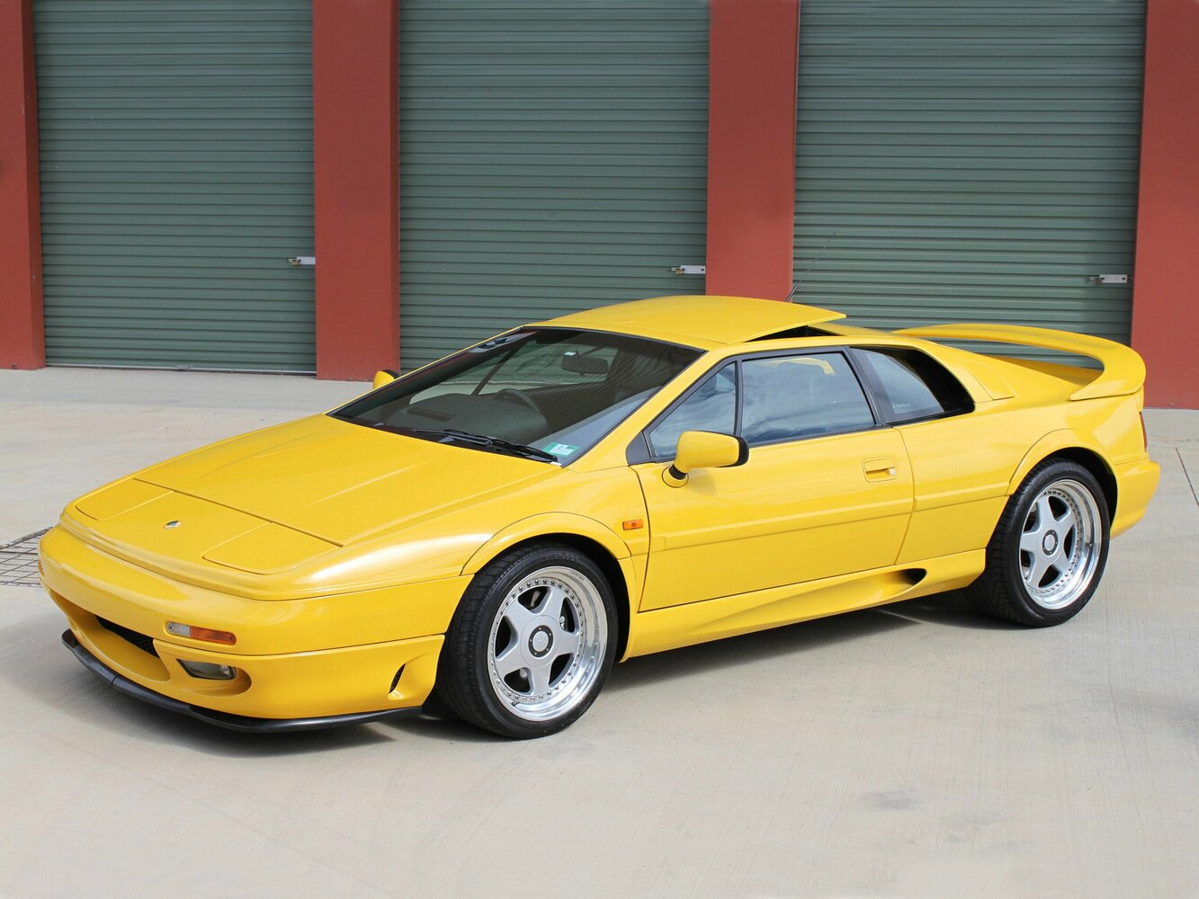 Lotus Esprit — V поколение (1993–2004)