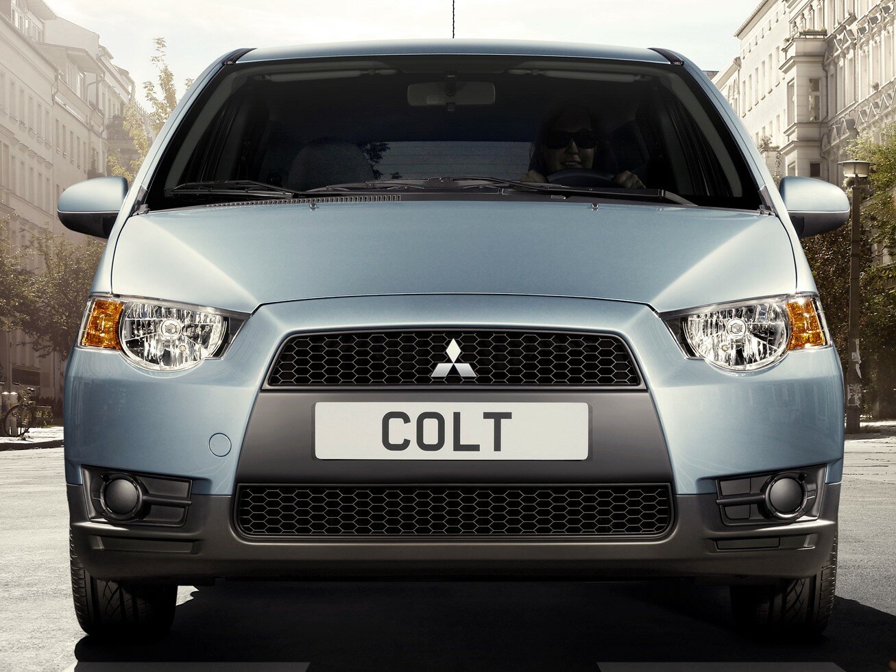 Mitsubishi Colt R