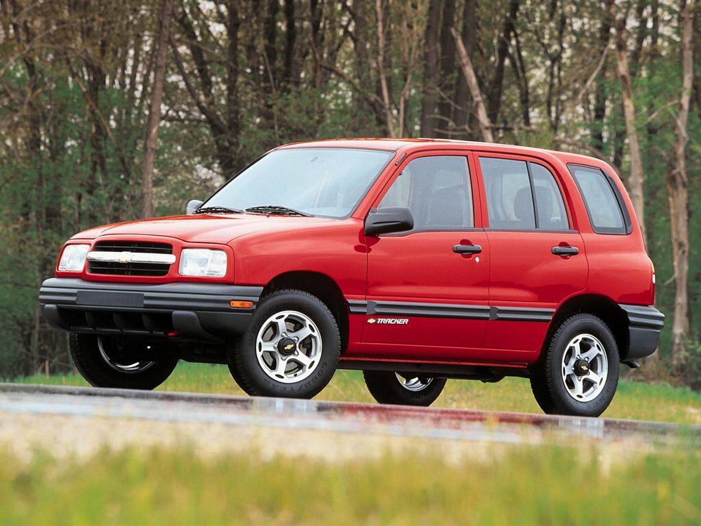 Chevrolet Tracker — II поколение (1998–2004)