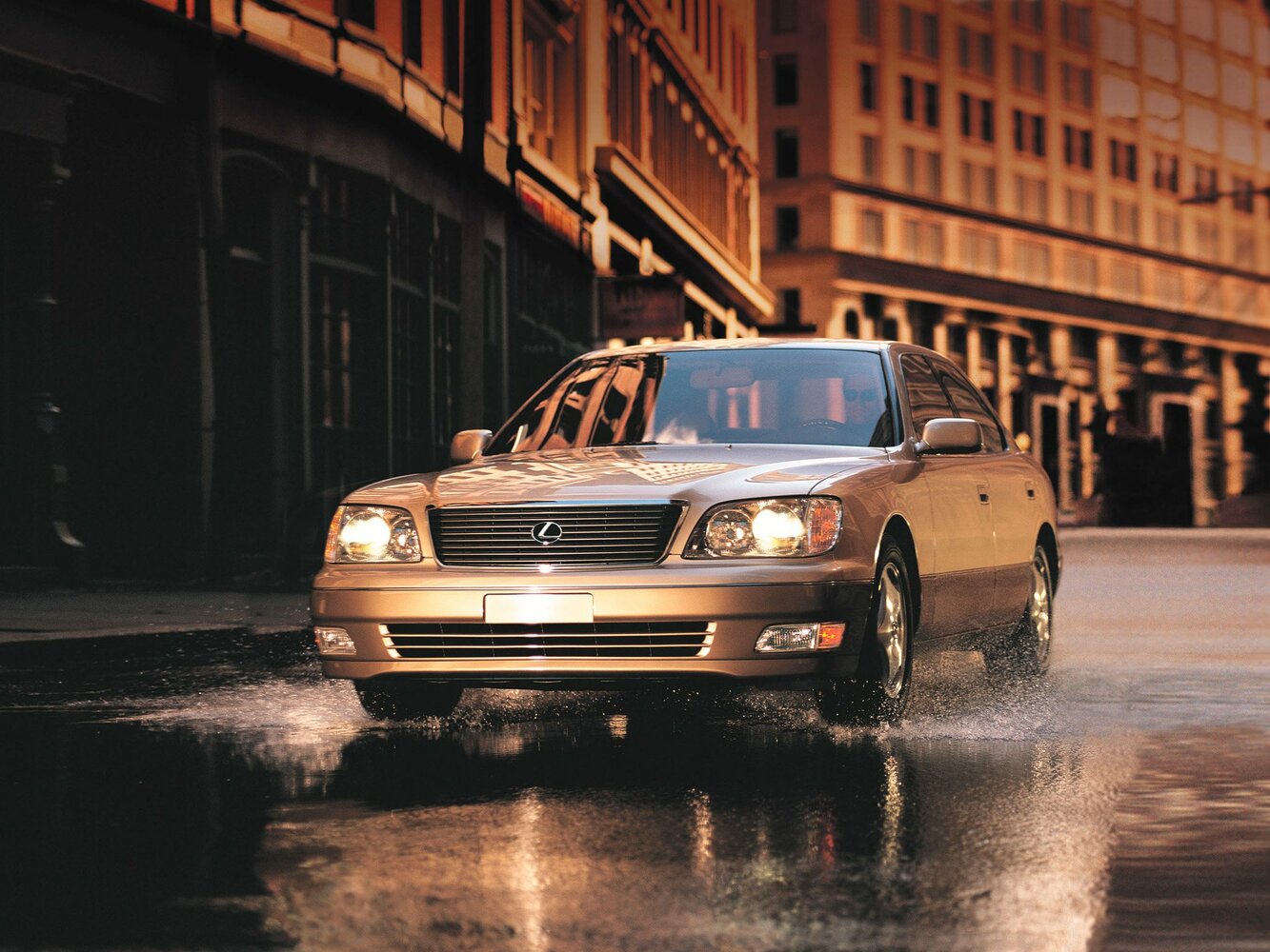 Lexus LS — II поколение (1994–2000)
