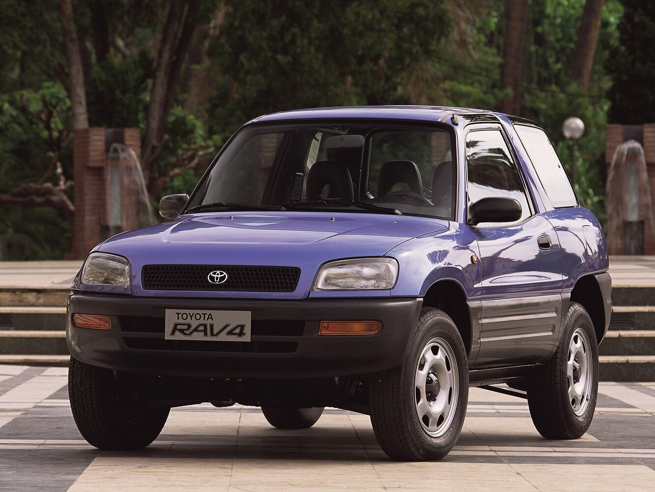 Toyota RAV4 — I (XA10) (1994–2000)