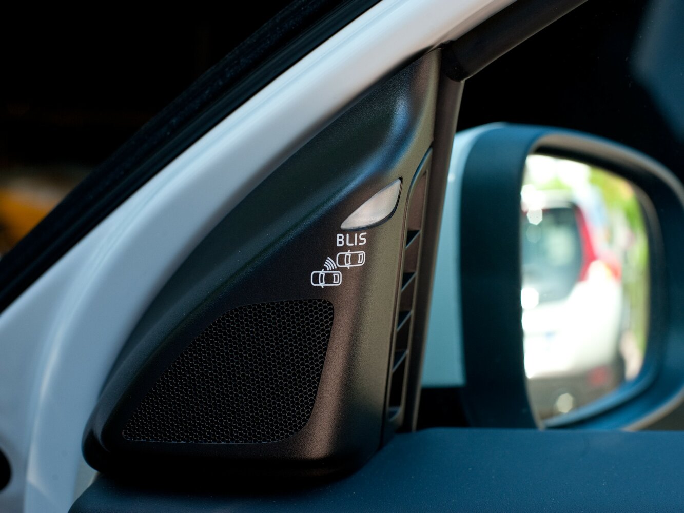 Volvo C30 — справочные фотографии комплектации, Интерьер 1