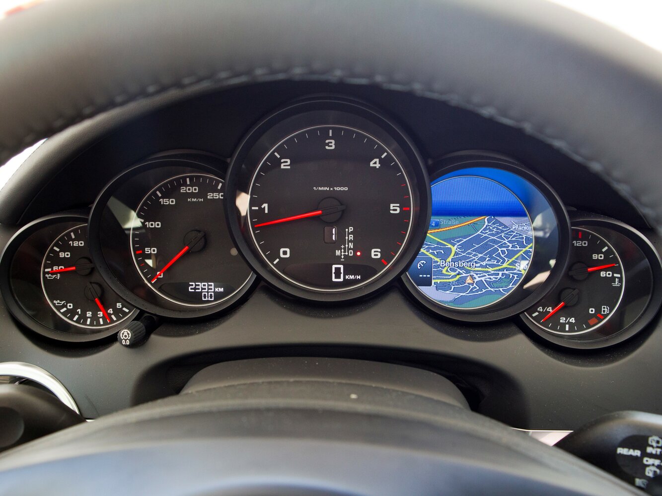 Porsche Cayenne — справочные фотографии комплектации, PP