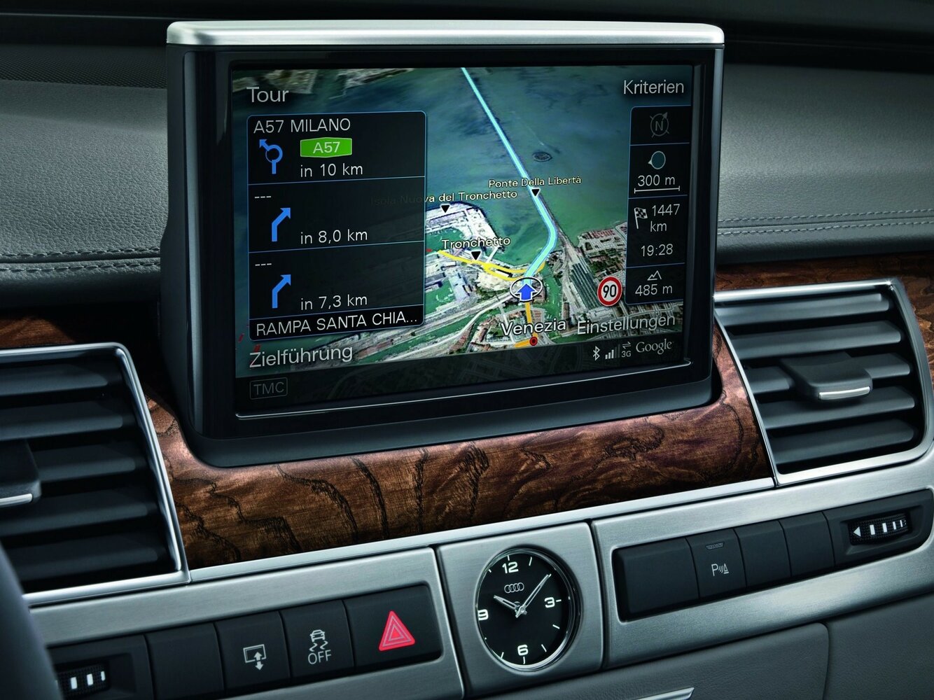 Audi A8 D4