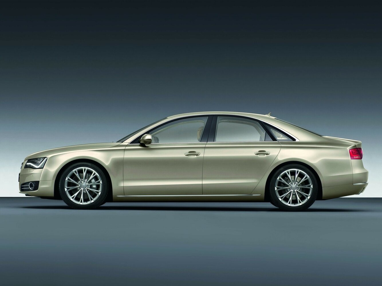 Audi A8 D4