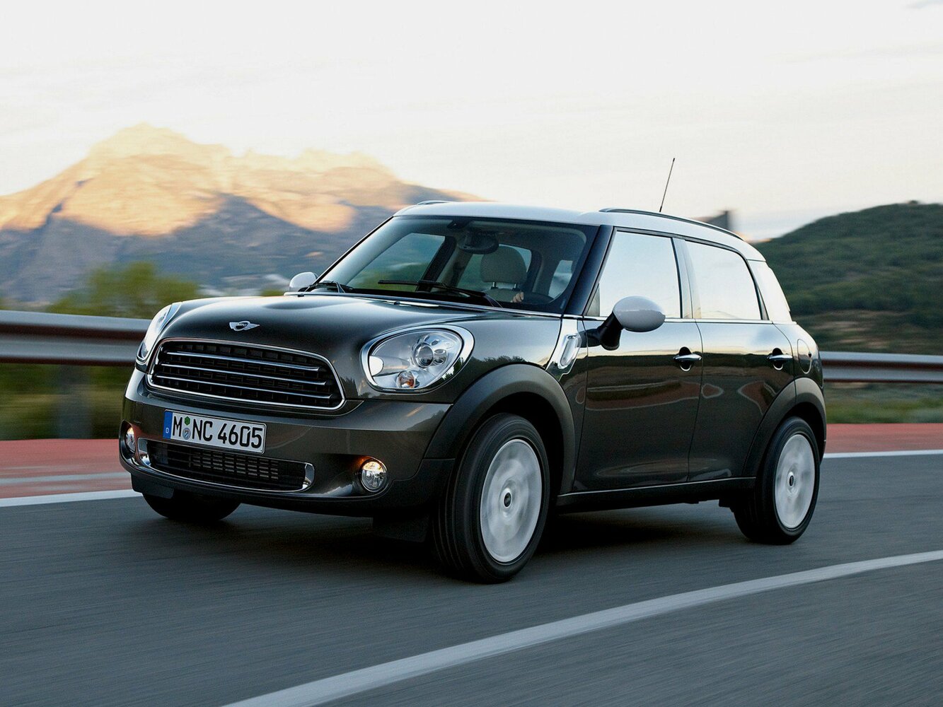 Mini Countryman 2016 1.6T COOPER ALL4 Excitement