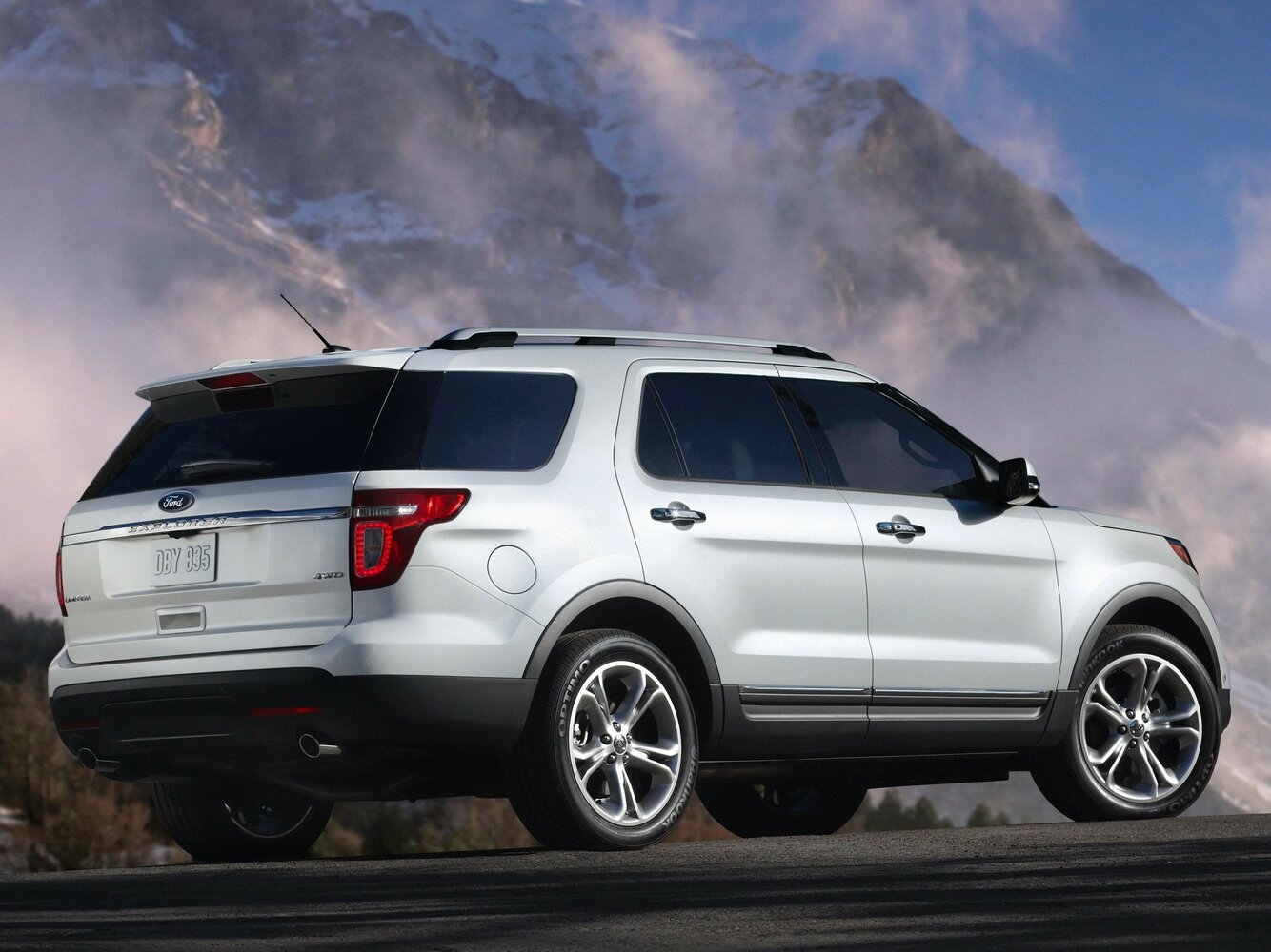 Ford Explorer 2.0 2WD