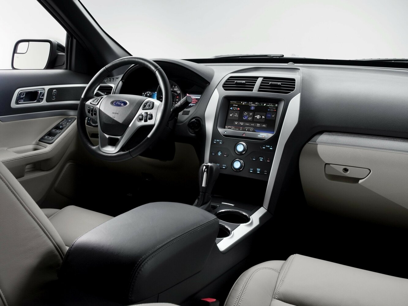 Ford Explorer 2.0 2WD