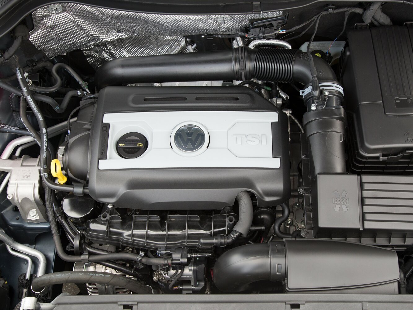 Volkswagen Tiguan 2013 2.0TSI AT Luxury
