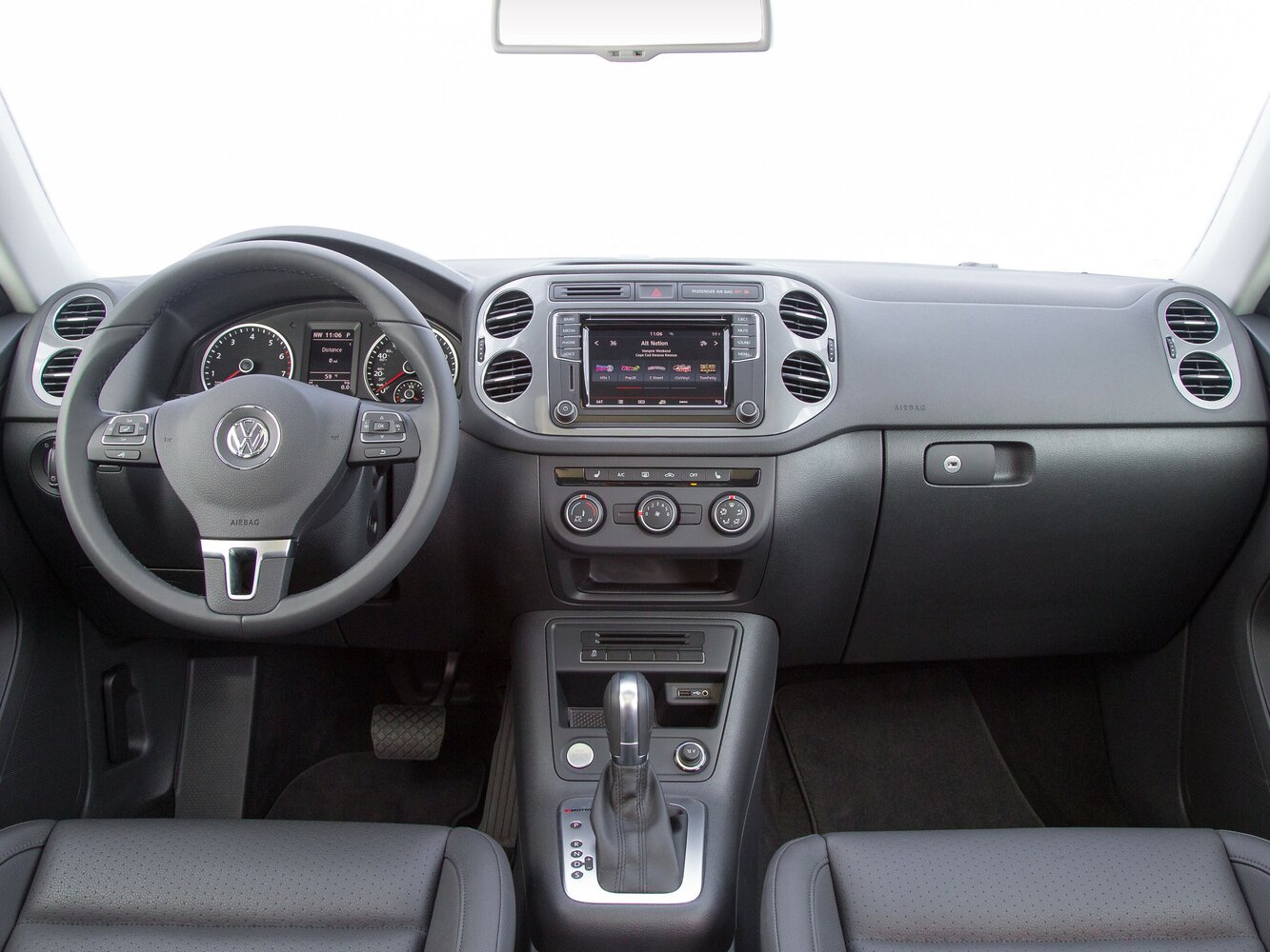 Volkswagen Tiguan 2013 2.0TSI AT Luxury