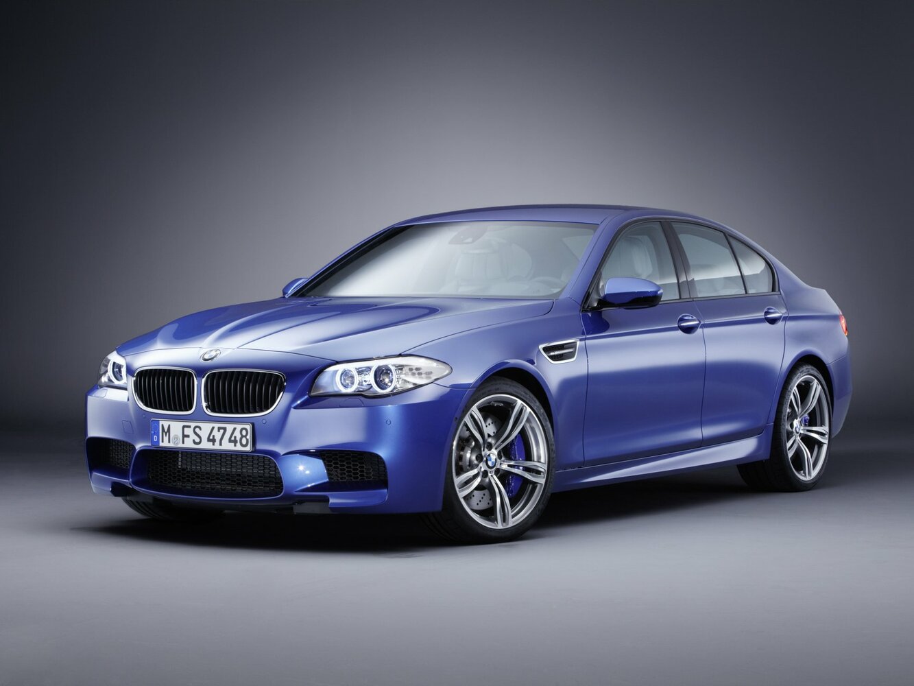 BMW M5 — V (F10) (2011–2012)