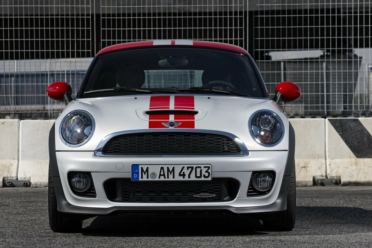 Mini Coupe — справочные фотографии комплектации, Спереди