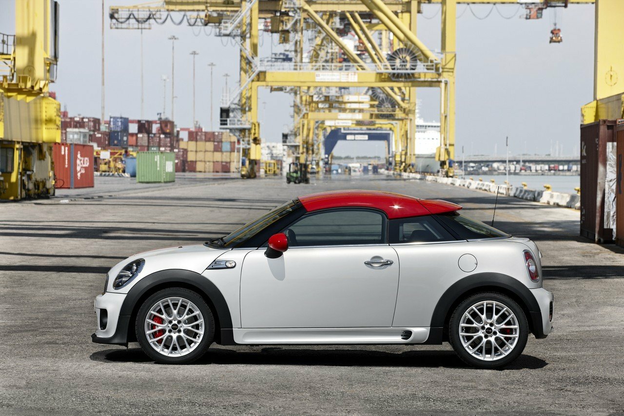 Mini Coupe — справочные фотографии комплектации, Сбоку