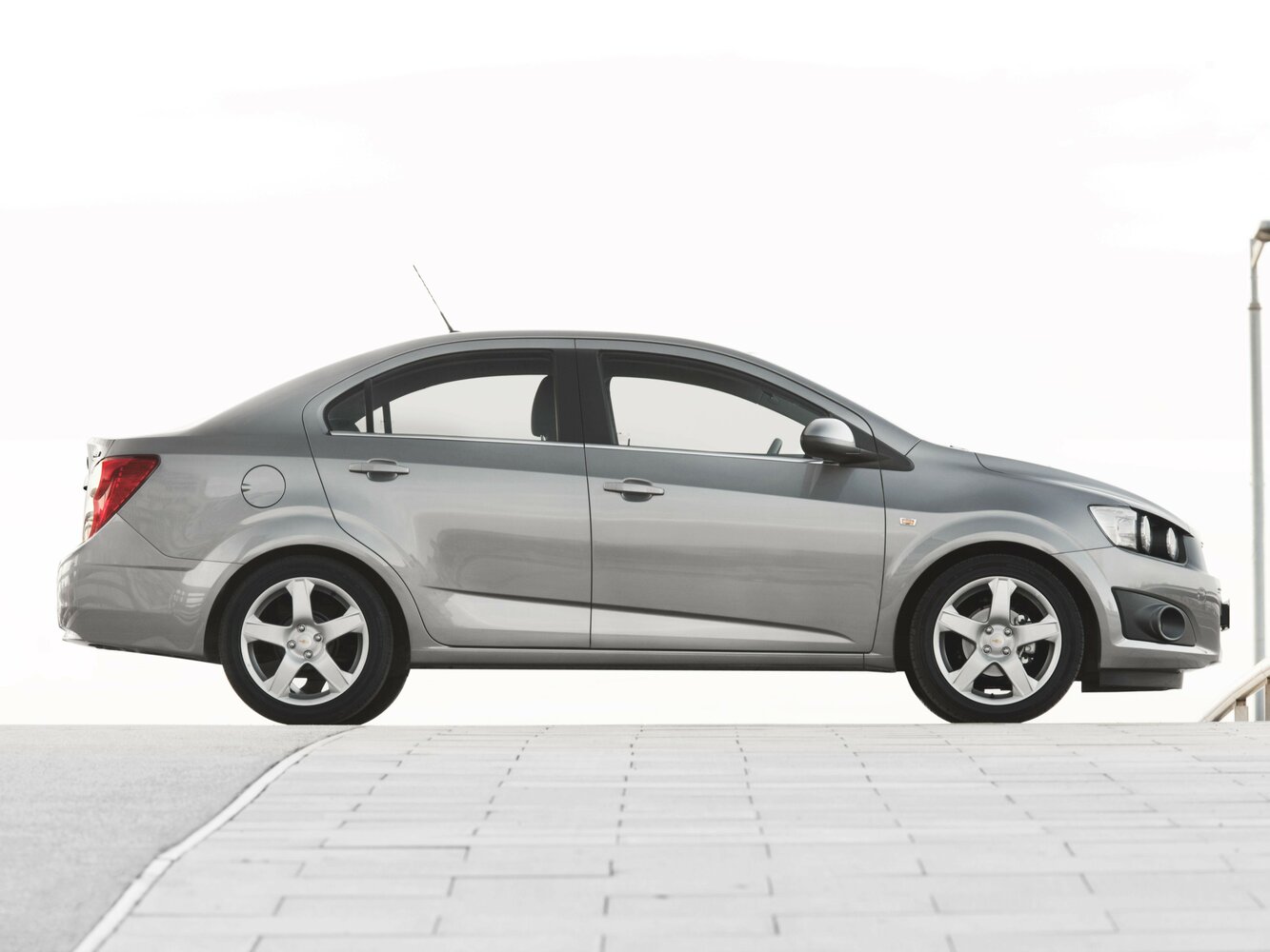 Chevrolet Aveo LS