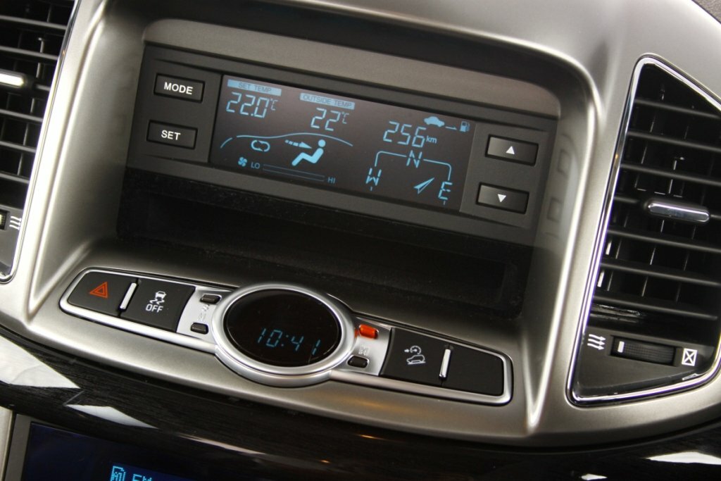 Chevrolet Captiva 2WD LT