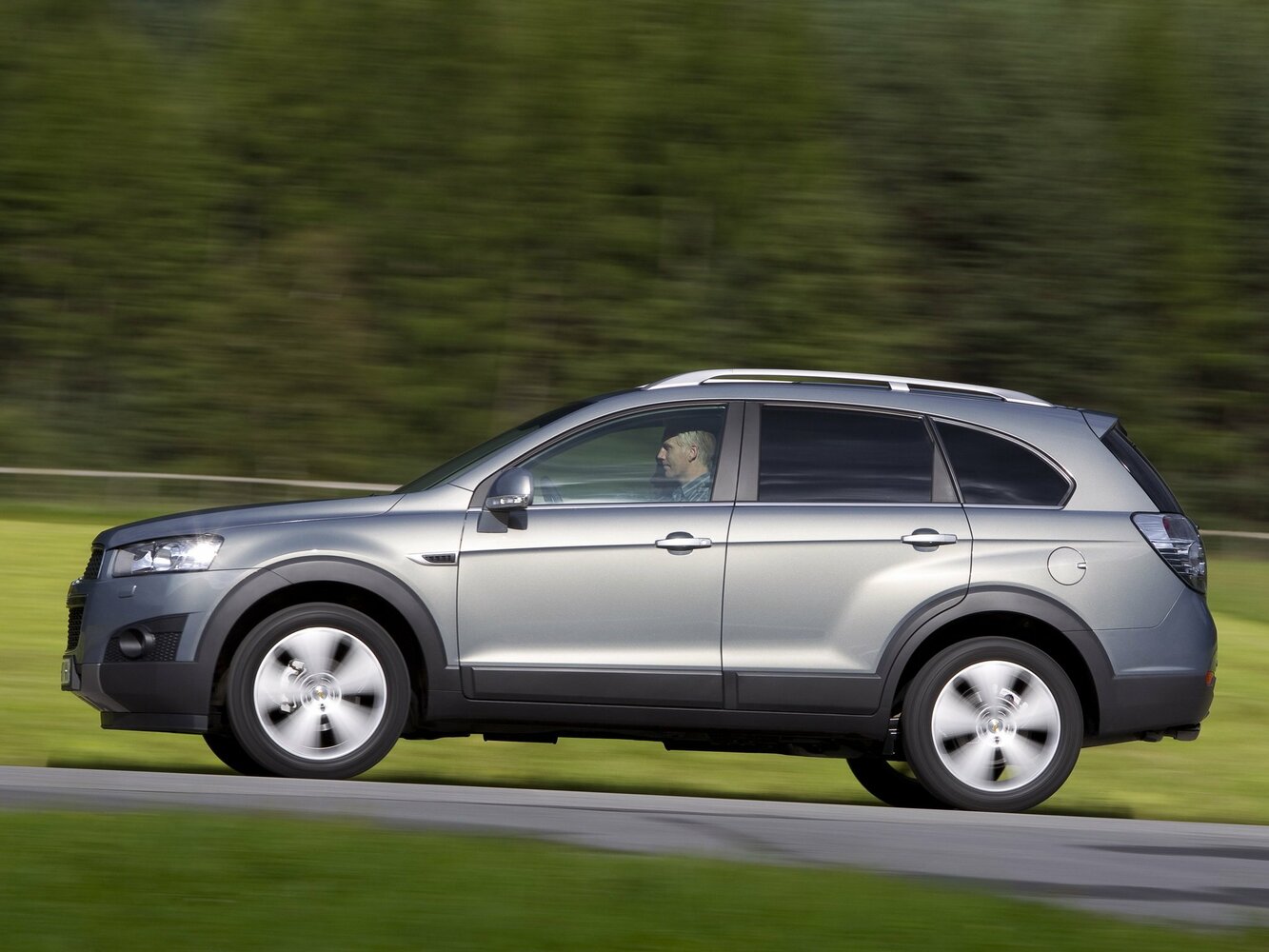 Chevrolet Captiva 2WD LT