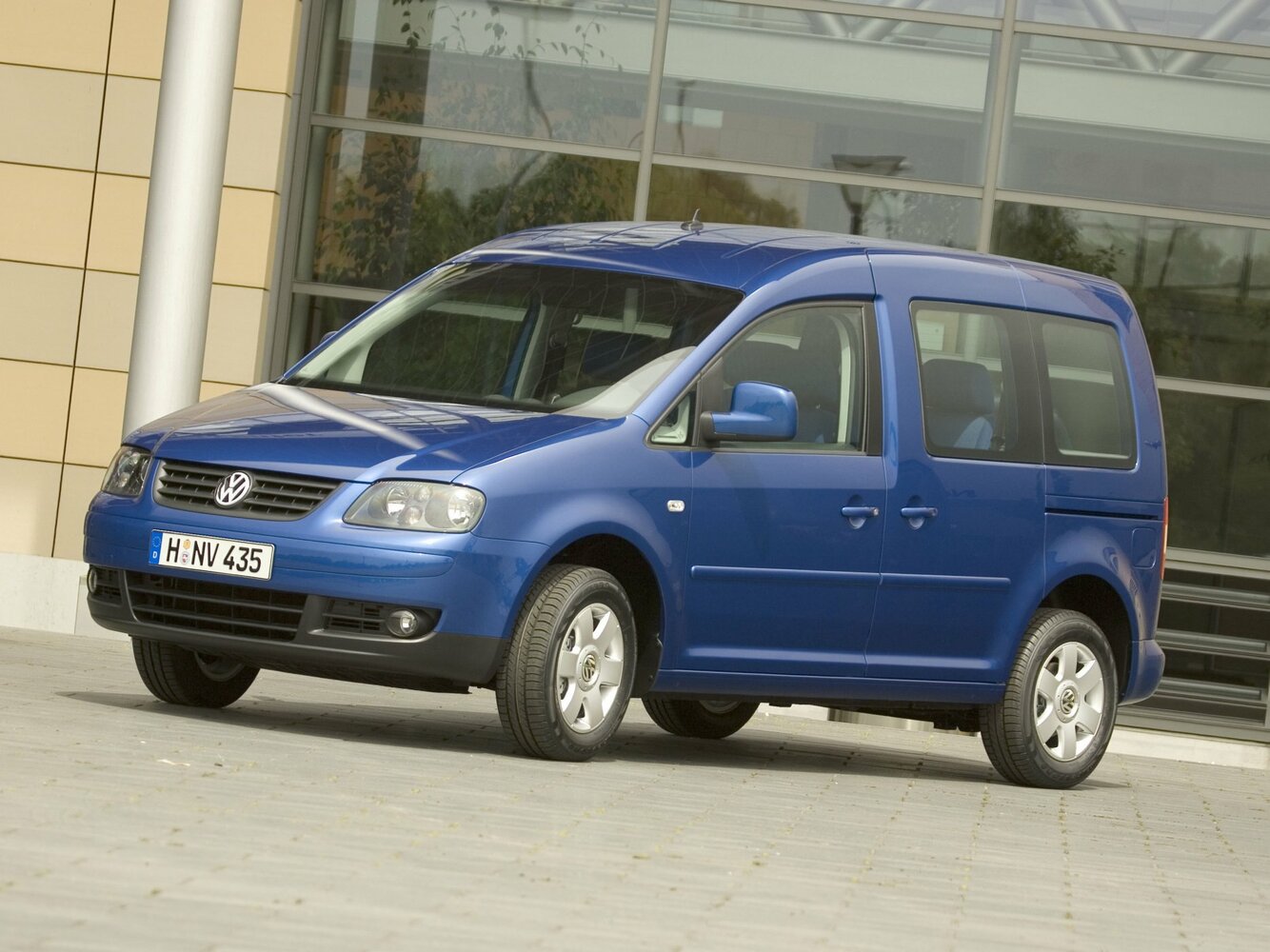 Volkswagen Caddy — III поколение (2004–2009)
