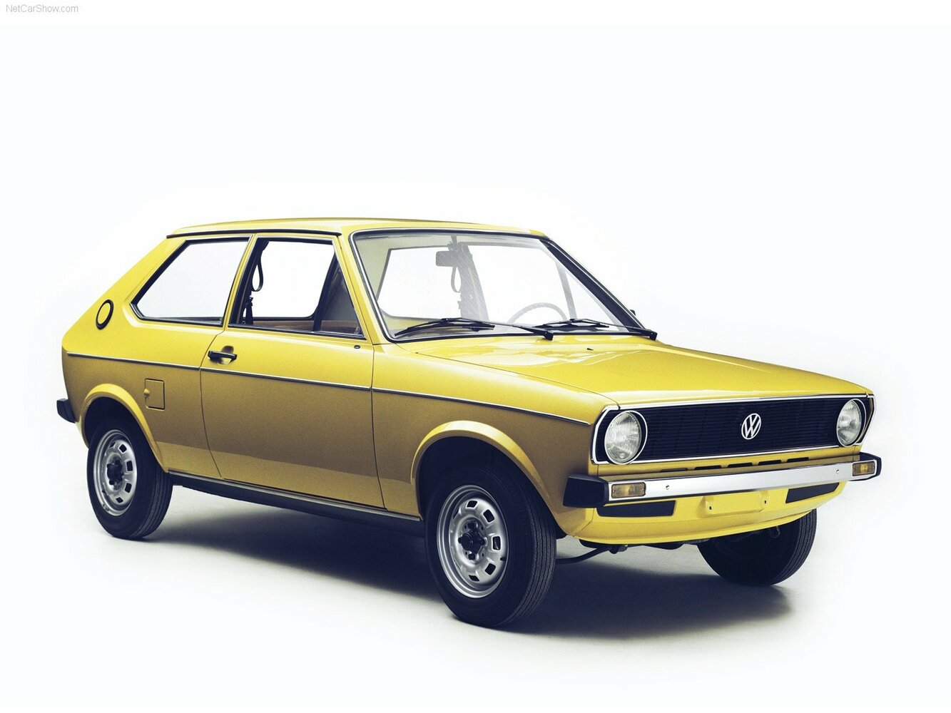 Volkswagen Polo — I поколение (1975–1988)