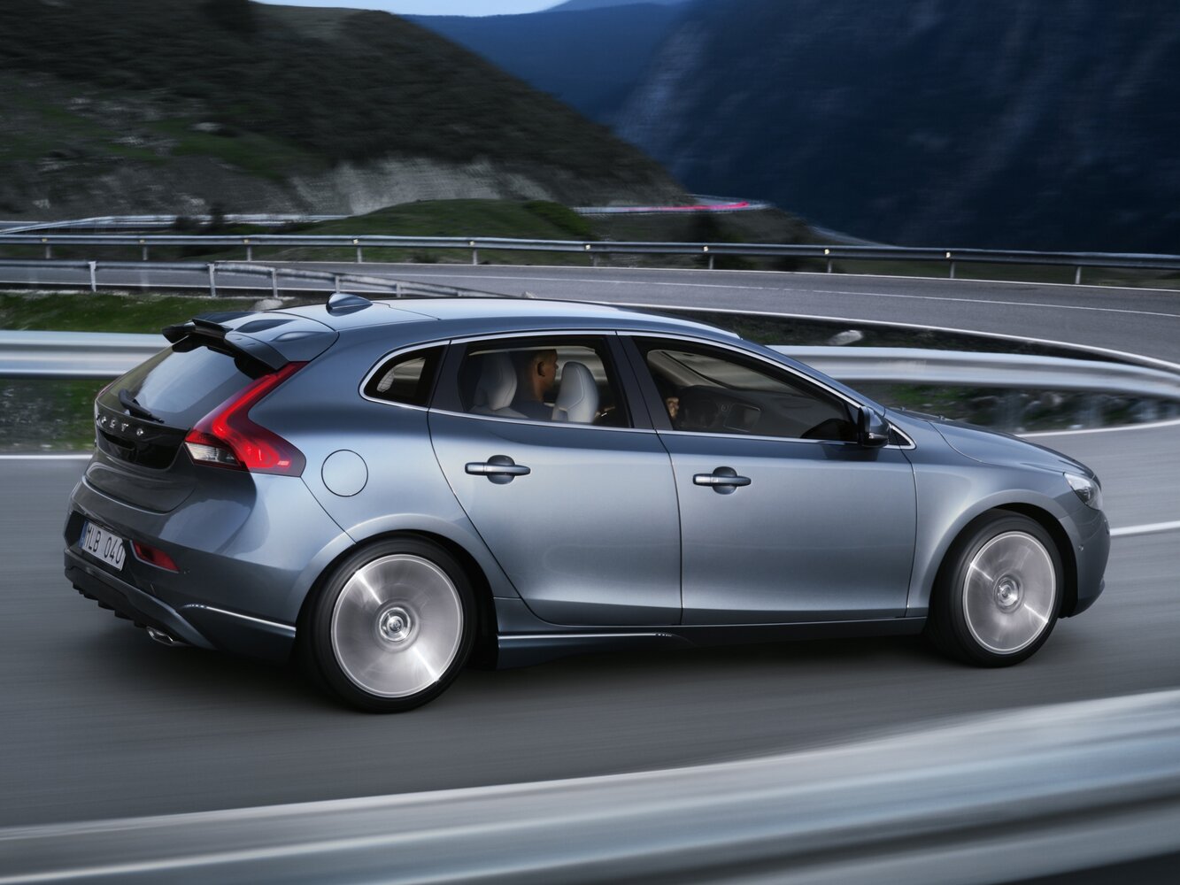Volvo V40 T5 AWD