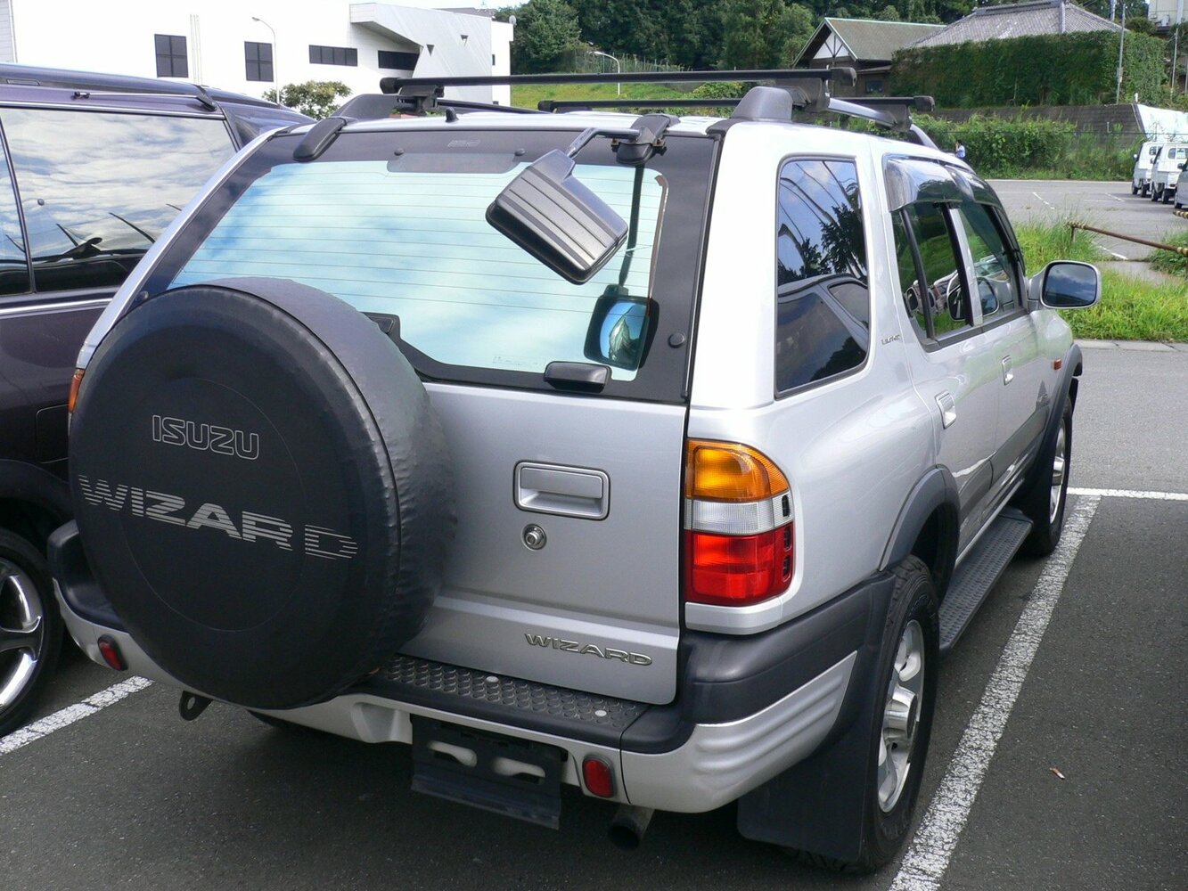 Isuzu Wizard LSE