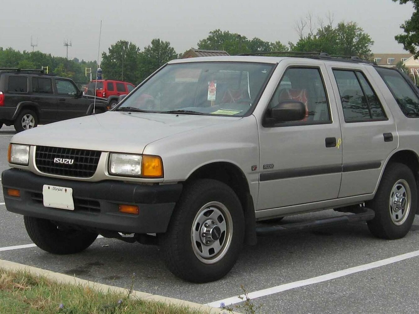 Isuzu Wizard LSE