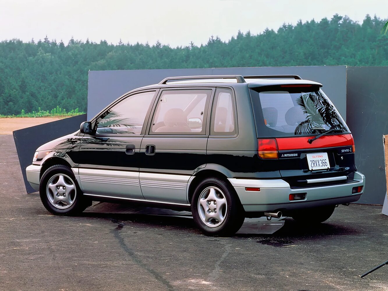 Mitsubishi RVR X