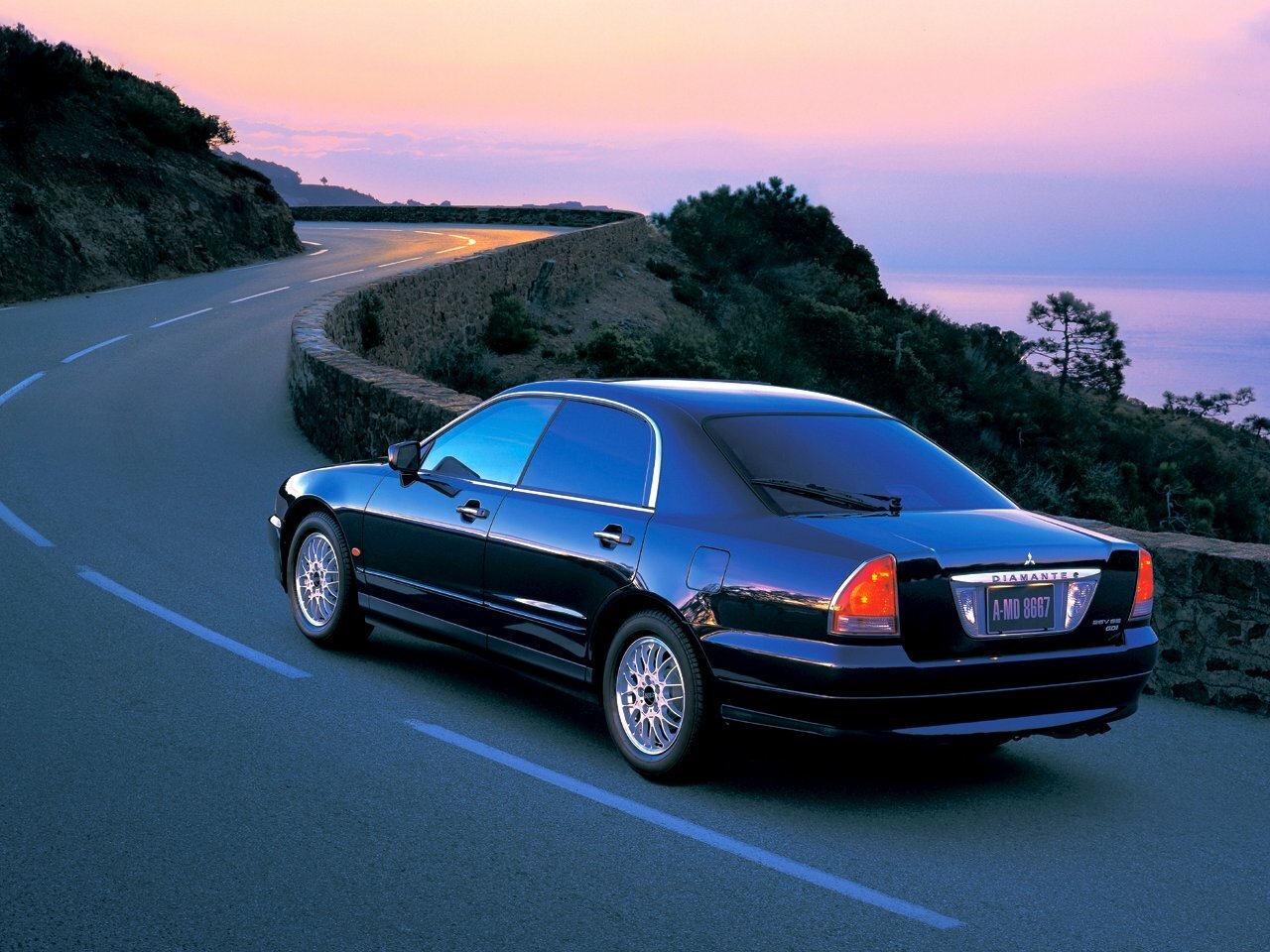 Mitsubishi Diamante
