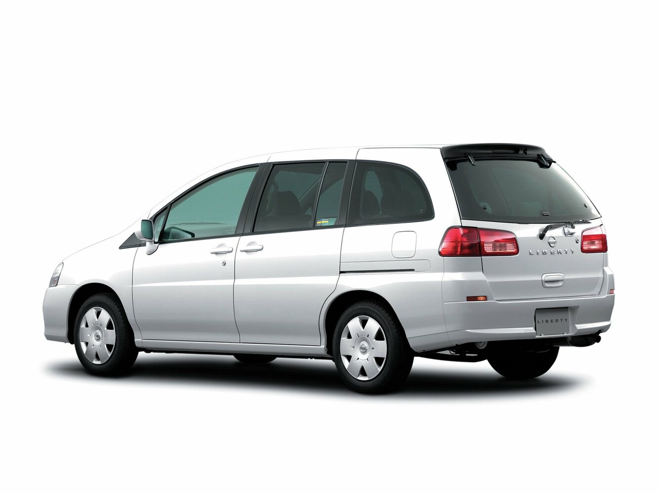 Nissan Liberty L−C