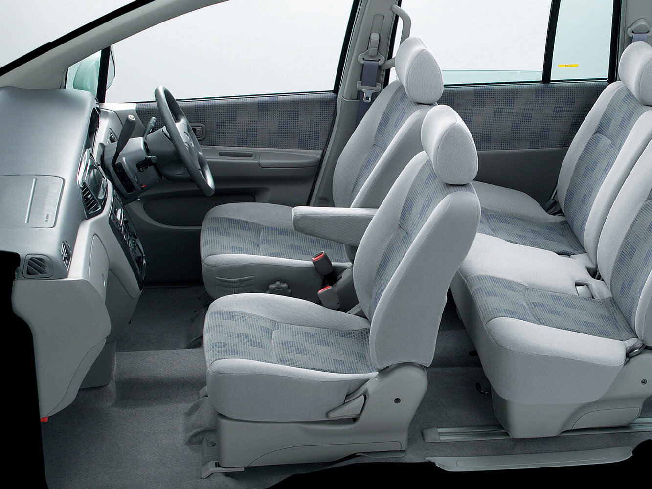 Nissan Liberty L−C