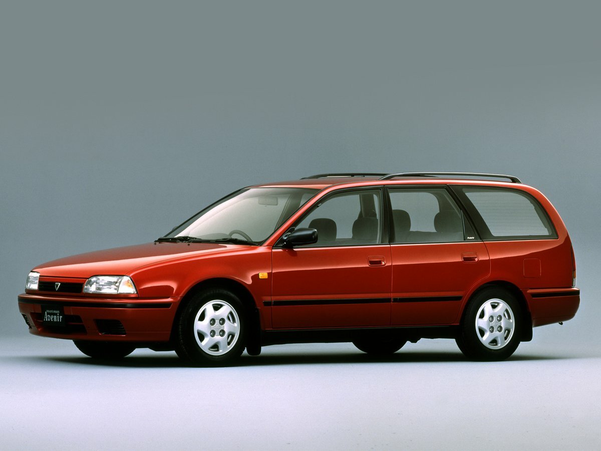 Nissan Avenir si: