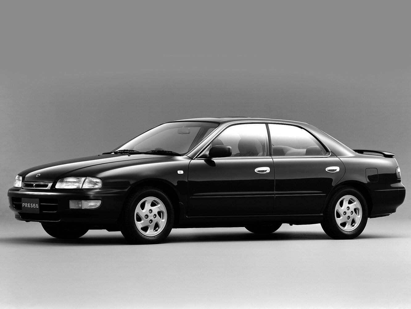 Nissan Presea — II поколение (1995–2000)