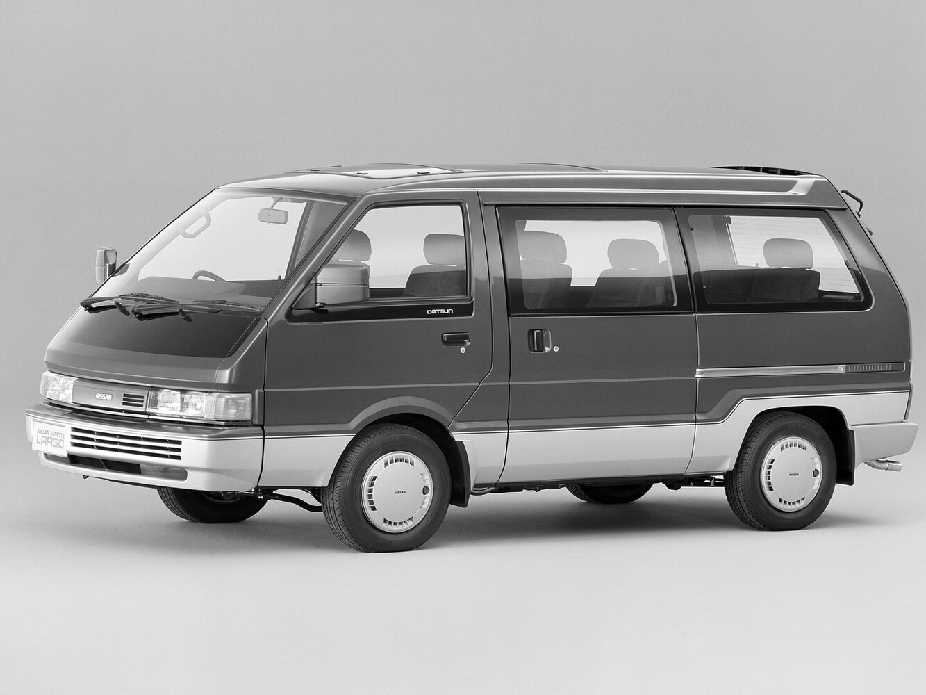 Nissan Vanette — II поколение (1985–1994)