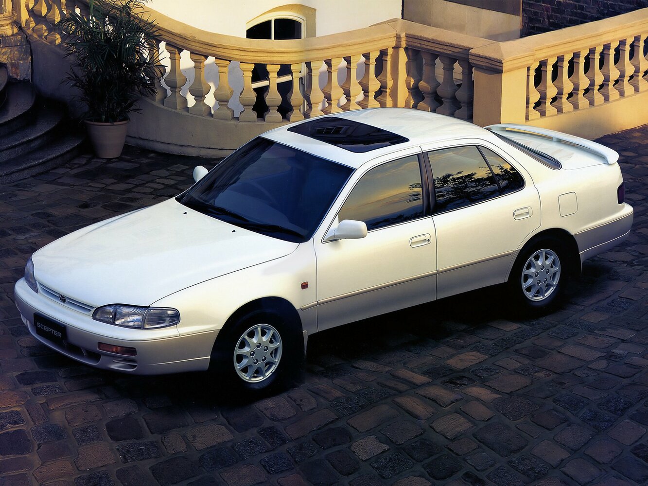 Toyota Scepter — Поколение 1992–1996 (1992–1996)