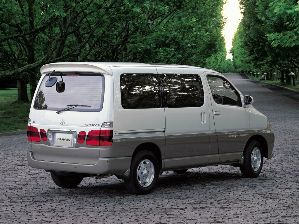 Toyota Granvia Q