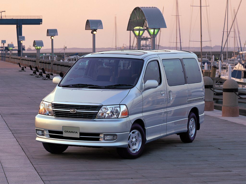 Toyota Granvia Q