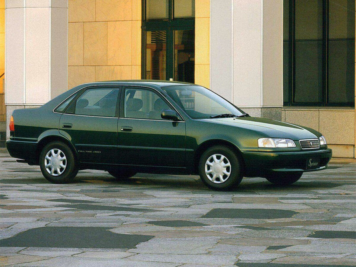 Toyota Sprinter — справочные фотографии комплектации, Сбоку