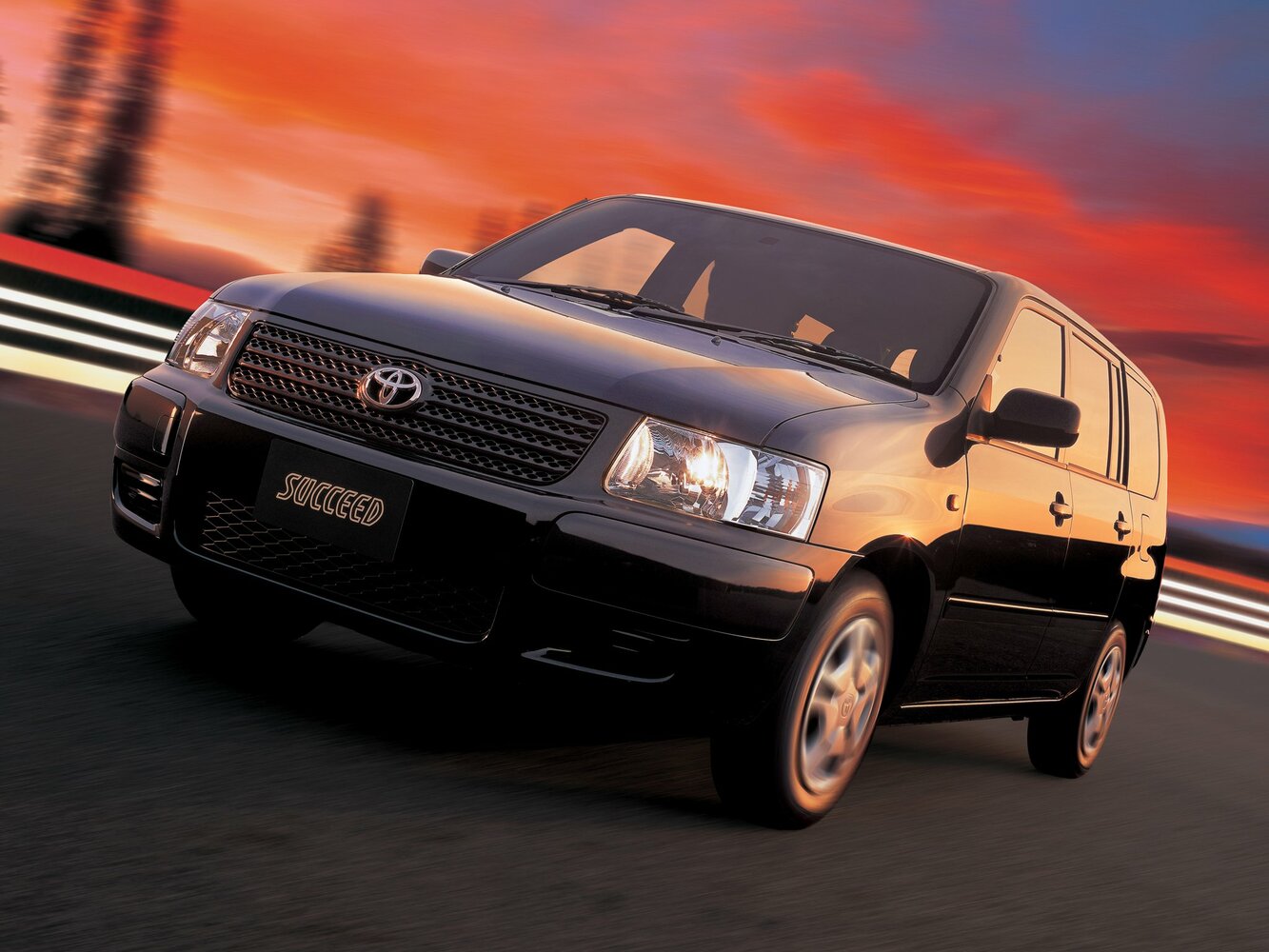 Toyota Succeed — I поколение (2002–2013)