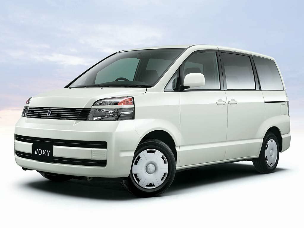 Toyota Voxy — I (R60) (2001–2007)
