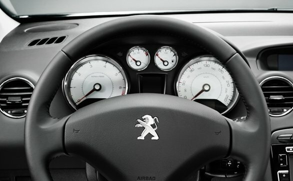 Peugeot 408 — справочные фотографии комплектации, PP