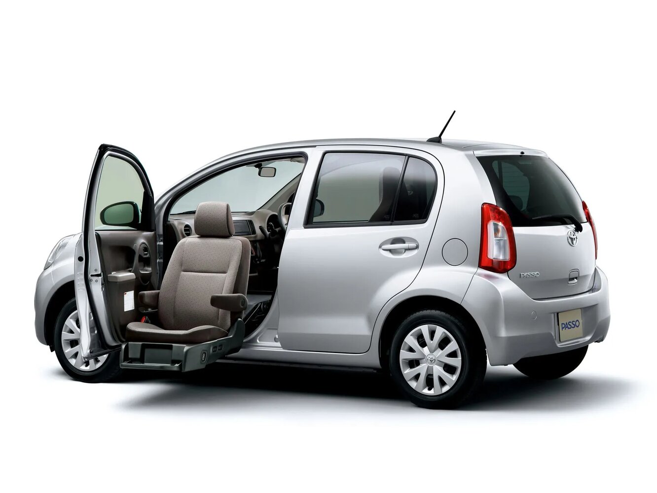 Toyota Passo X
