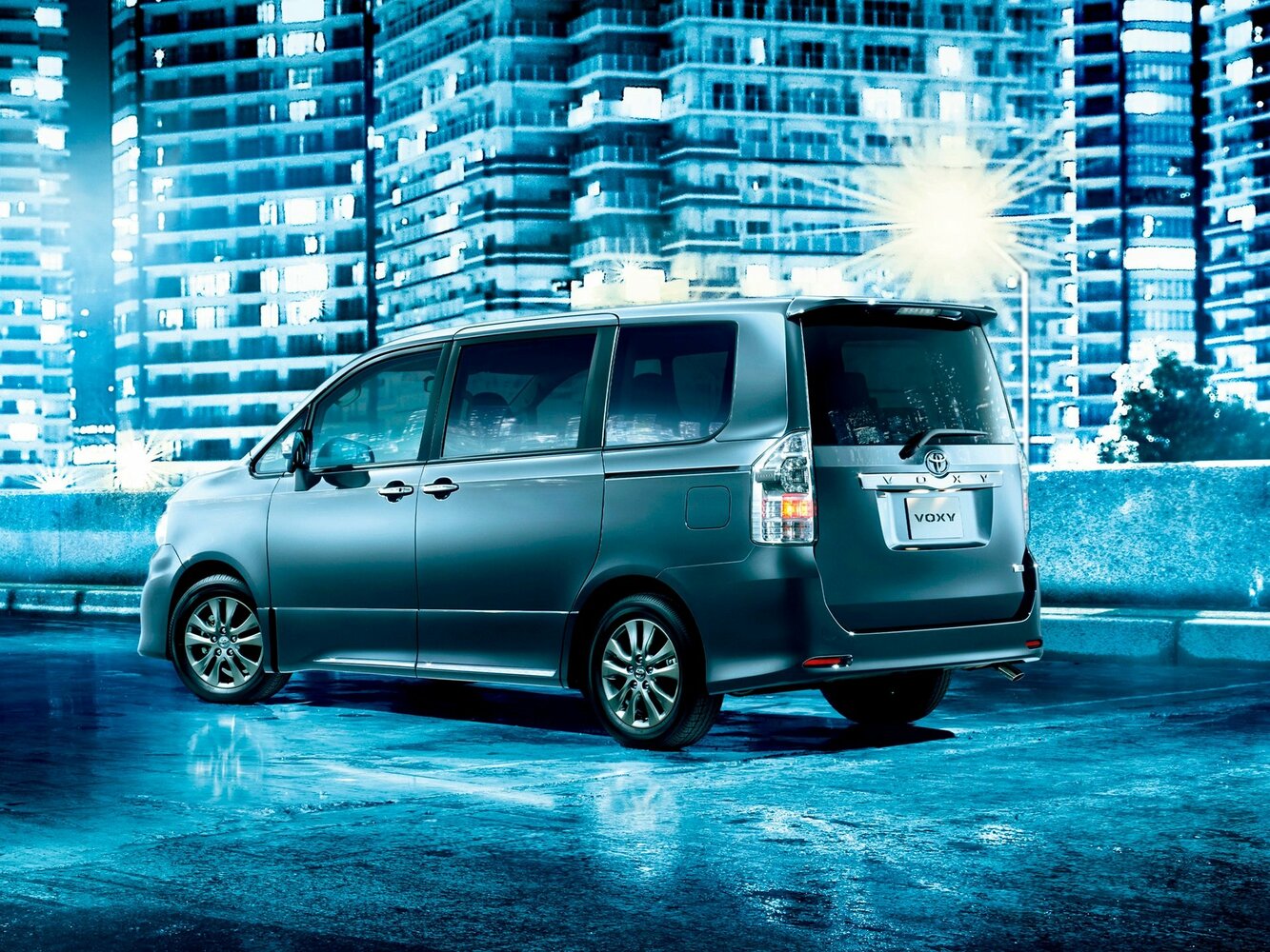 Toyota Voxy ZS Z