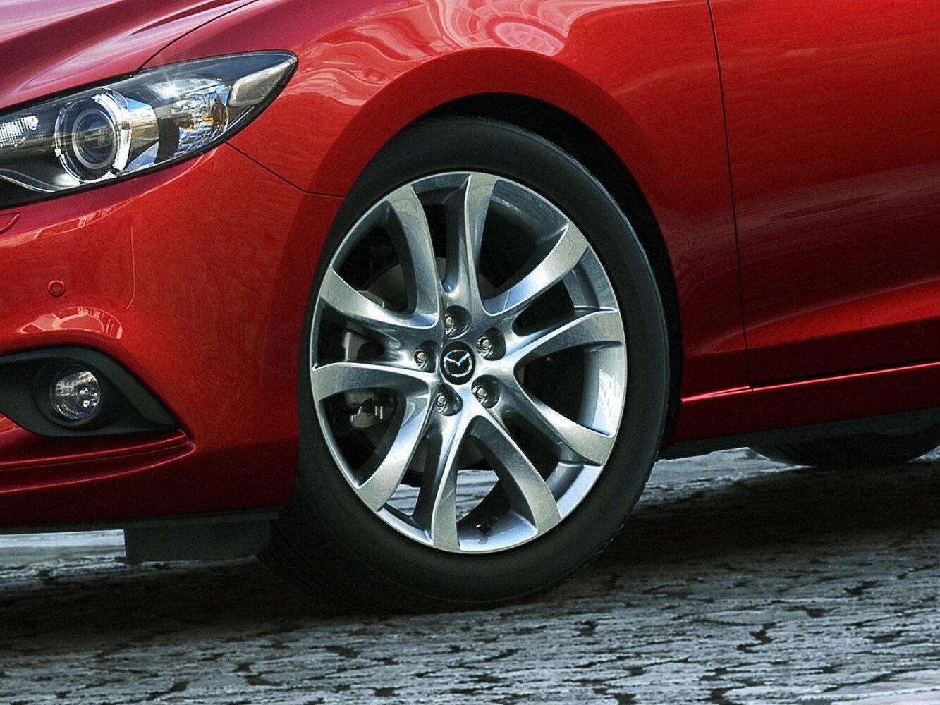 Mazda 6 — справочные фотографии комплектации, Диск